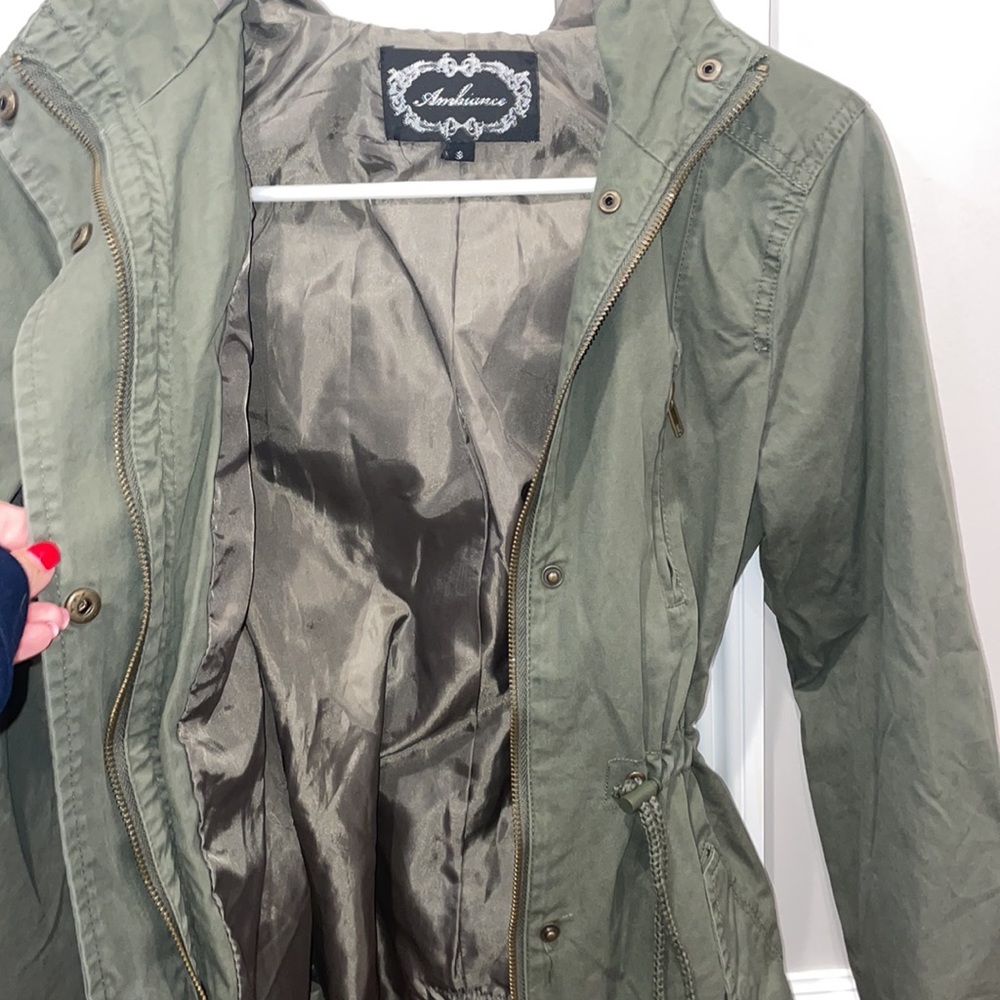 Jacket - Picture 5 of 5